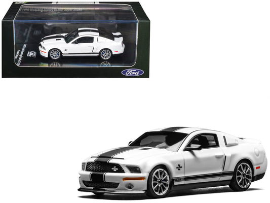 2007 Ford Mustang Shelby GT500 Super Snake Performance White with Matt Black Stripes 1/64 Diecast Model Car