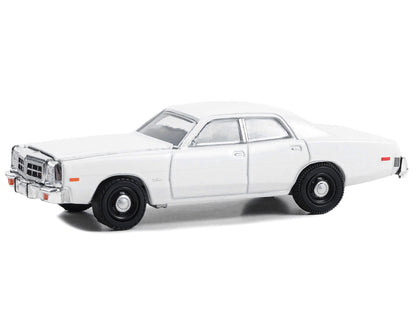 1977-78 Dodge Monaco Police Pursuit White "Hot Pursuit - Hobby Exclusive" Series 1/64 Diecast Model Car