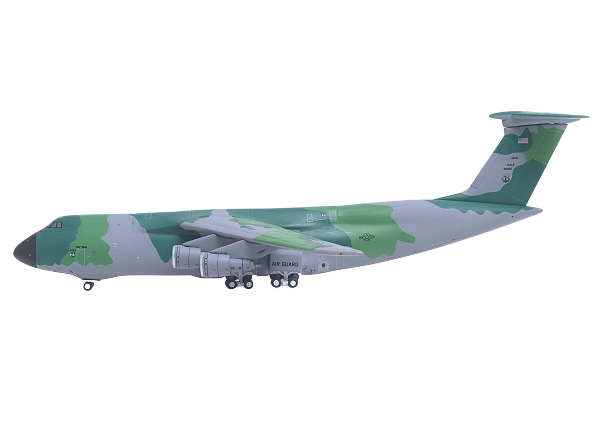 Lockheed C-5M Super Galaxy Transport Aircraft "New York Air National Guard 105th Airlift Wing Stewart Air National Guard Base" United States Air Force (68-0226) Green Camouflage "Gemini Macs" Series 1/400 Diecast Model Airplane