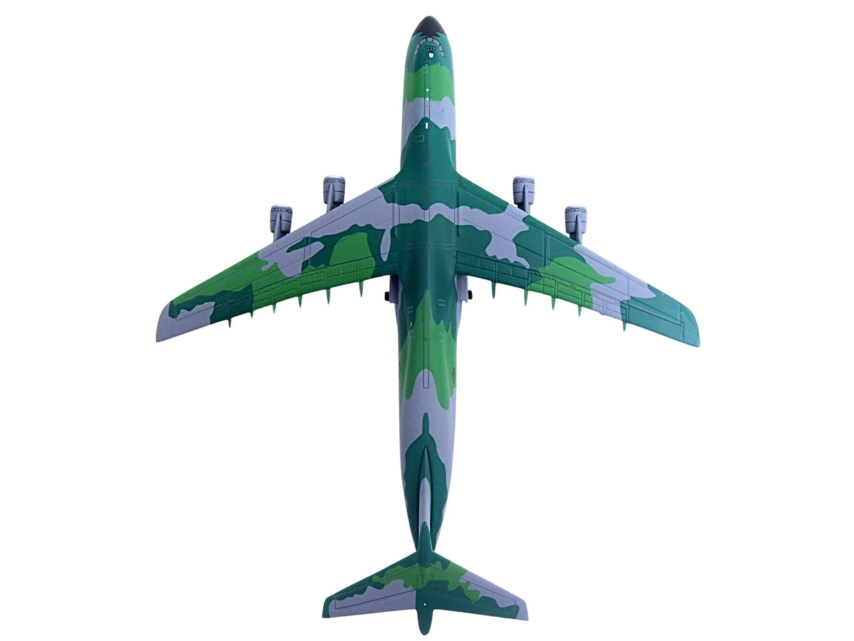 Lockheed C-5M Super Galaxy Transport Aircraft "New York Air National Guard 105th Airlift Wing Stewart Air National Guard Base" United States Air Force (68-0226) Green Camouflage "Gemini Macs" Series 1/400 Diecast Model Airplane