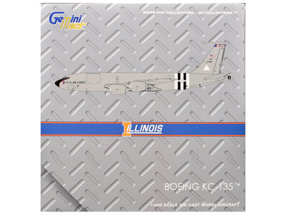 Boeing KC-135R Stratotanker Aircraft "Illinois Air National Guard" United States Air Force (63-7981) Gray "Gemini Macs" Series 1/400 Diecast Model Airplane