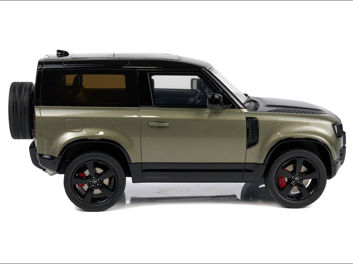 2021 Land Rover Defender 90 P400 X-Dynamic HSE Pangea Green Metallic 1/18 Model Car