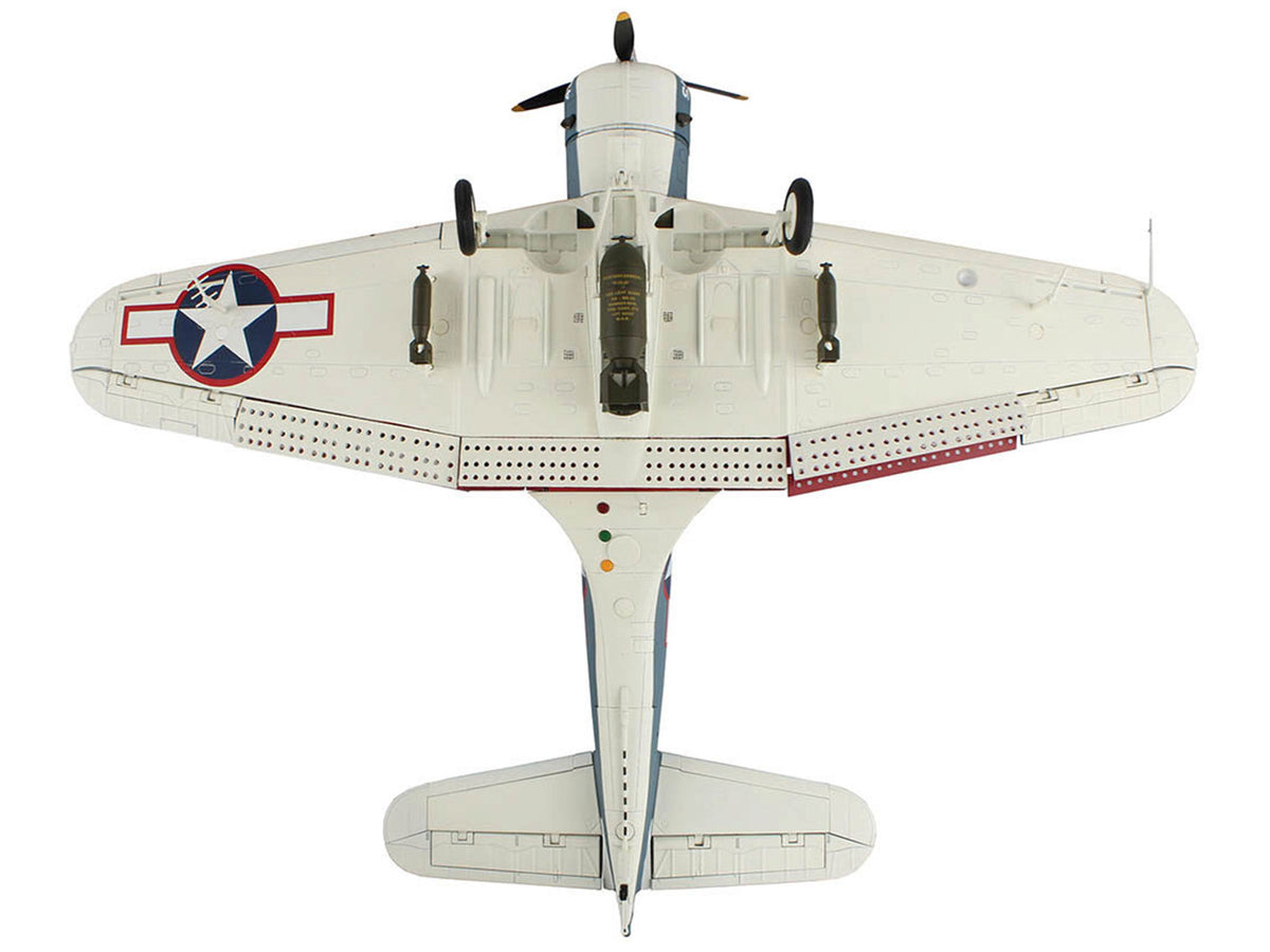 Douglas SBD-5 Dauntless Bomber Aircraft "VB-16 USS Lexington" (1943) United States Navy "Premium Collection" 1/32 Diecast Model