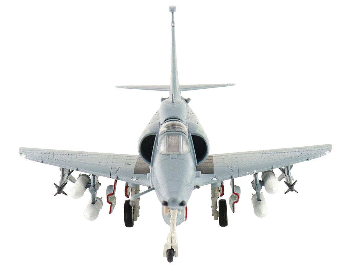 Douglas A-4M Skyhawk Aircraft "VMA-131 Diamondbacks" (1993) United States Marines "Air Power Series" 1/72 Diecast Model
