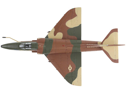 Douglas A-4E Skyhawk Aircraft "Aggressor 151095" (1985/6) United States Navy "Air Power Series" 1/72 Diecast Model