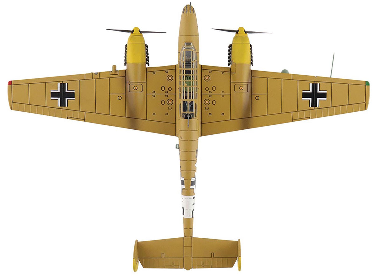 Messerschmitt BF 110E-2 Trop Fighter Aircraft "3U+AR 7./ZG26 Italy" (1941) German Luftwaffe "Air Power Series" 1/72 Diecast Model