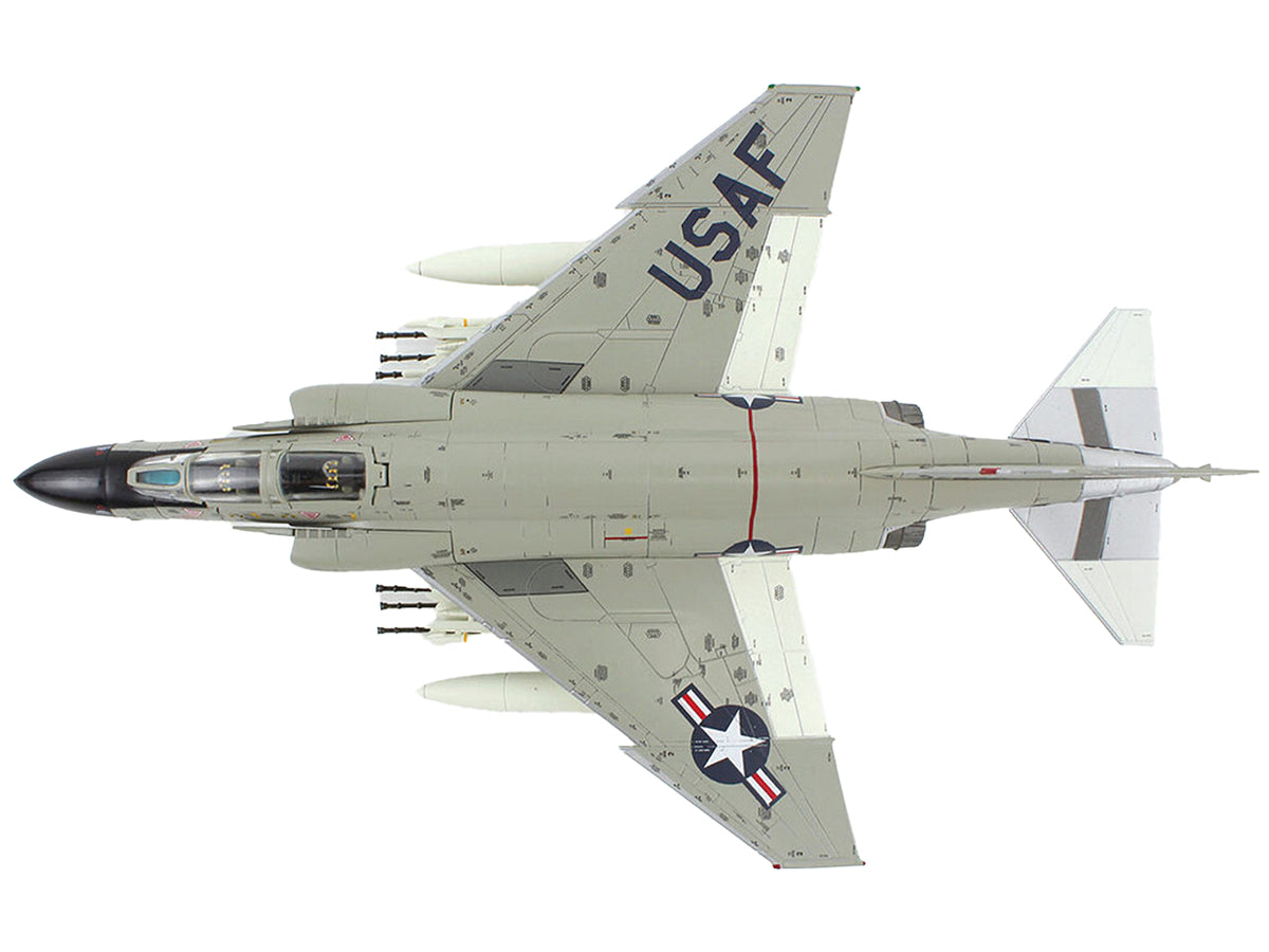 McDonnell Douglas F-4C Phantom II Fighter-Bomber Aircraft "433rd TFS 8th TFW Ubon Thailand" (1966) United States Air Force "Air Power Series" 1/72 Diecast Model