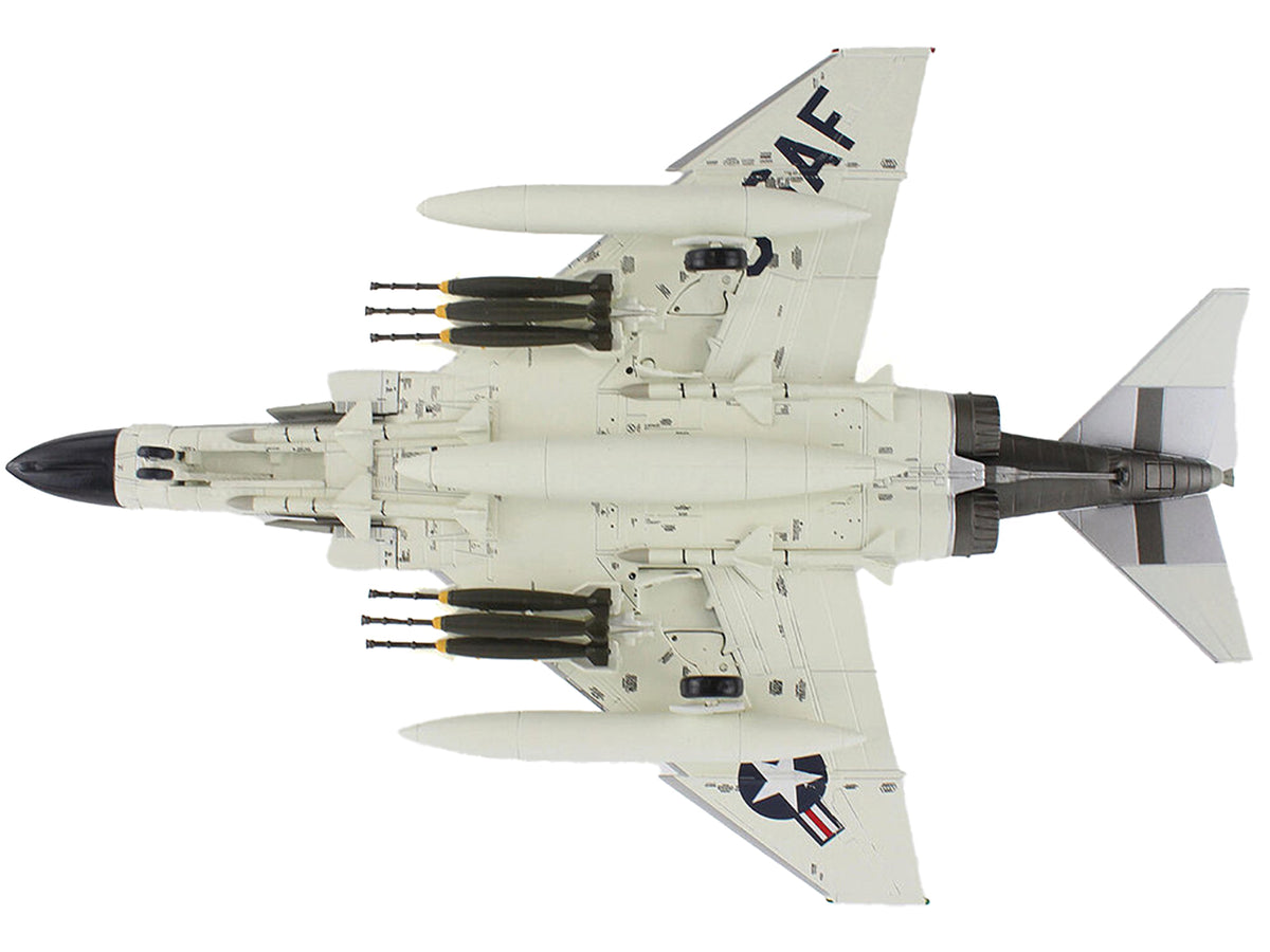 McDonnell Douglas F-4C Phantom II Fighter-Bomber Aircraft "433rd TFS 8th TFW Ubon Thailand" (1966) United States Air Force "Air Power Series" 1/72 Diecast Model
