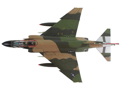 McDonnell Douglas EF-4C Wild Weasel Fighter-Bomber Aircraft "64-0840 67th TFS Korat RTAFB Super Cocks Swiss Samilar" (1971) United States Air Force "Air Power Series" 1/72 Diecast Model