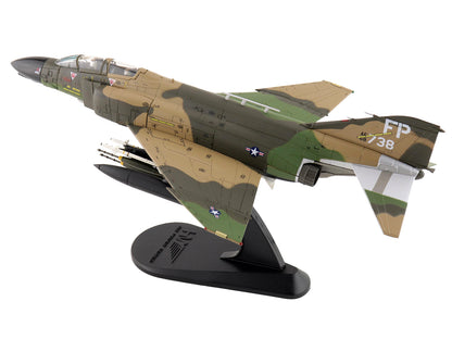 McDonnell Douglas F-4D Phantom II Fighter-Bomber Aircraft "66-8738 Night Owl 497th TFS Ubon RTAFB Thailand" (1972) United States Air Force "Air Power Series" 1/72 Diecast Model