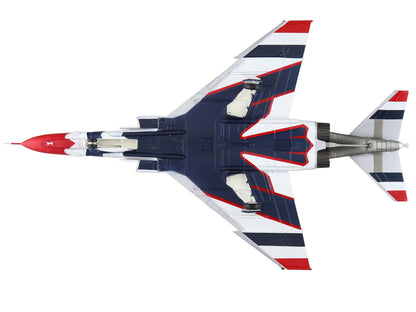 McDonnell Douglas F-4E Phantom II Fighter-Bomber Aircraft "Thunderbirds No.1 Plane 1973/74 Season" United States Air Force "Air Power Series" 1/72 Diecast Model
