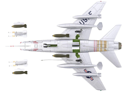 North American F-100 Super Sabre Fighter Aircraft "FW-871 National Military Museum Soesterberg Netherlands" United States Air Force "Air Power Series" 1/72 Diecast Model