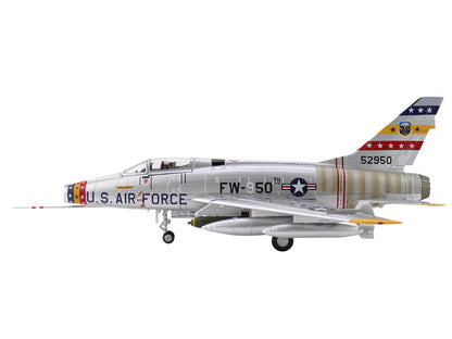 North American F-100D Super Sabre Fighter Aircraft "FW-871 81st TFS 50th TFW France" (1958) United States Air Force "Air Power Series" 1/72 Diecast Model