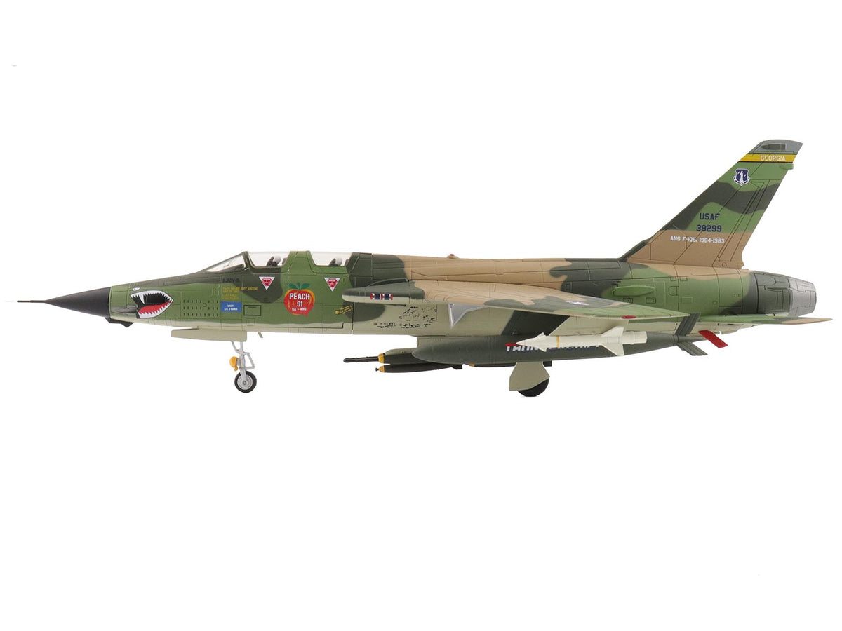 Republic F-105F Thunderchief Fighter-Bomber Aircraft "63-8299 Peach 91 128th Tactical Fighter Squadron Georgia ANG Dobbins Air Reserve Base" United States Air Force "Air Power Series" 1/72 Diecast Model