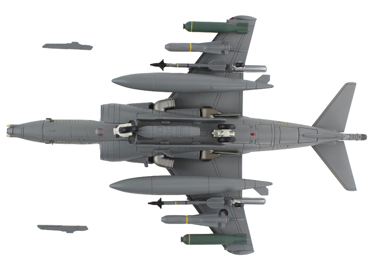 McDonnell Douglas AV-8B/British Harrier II GR.9A Aircraft "41 (R) Squadron RAF Coningsby Air Base" (2006) Royal Air Force "Air Power Series" 1/72 Diecast Model