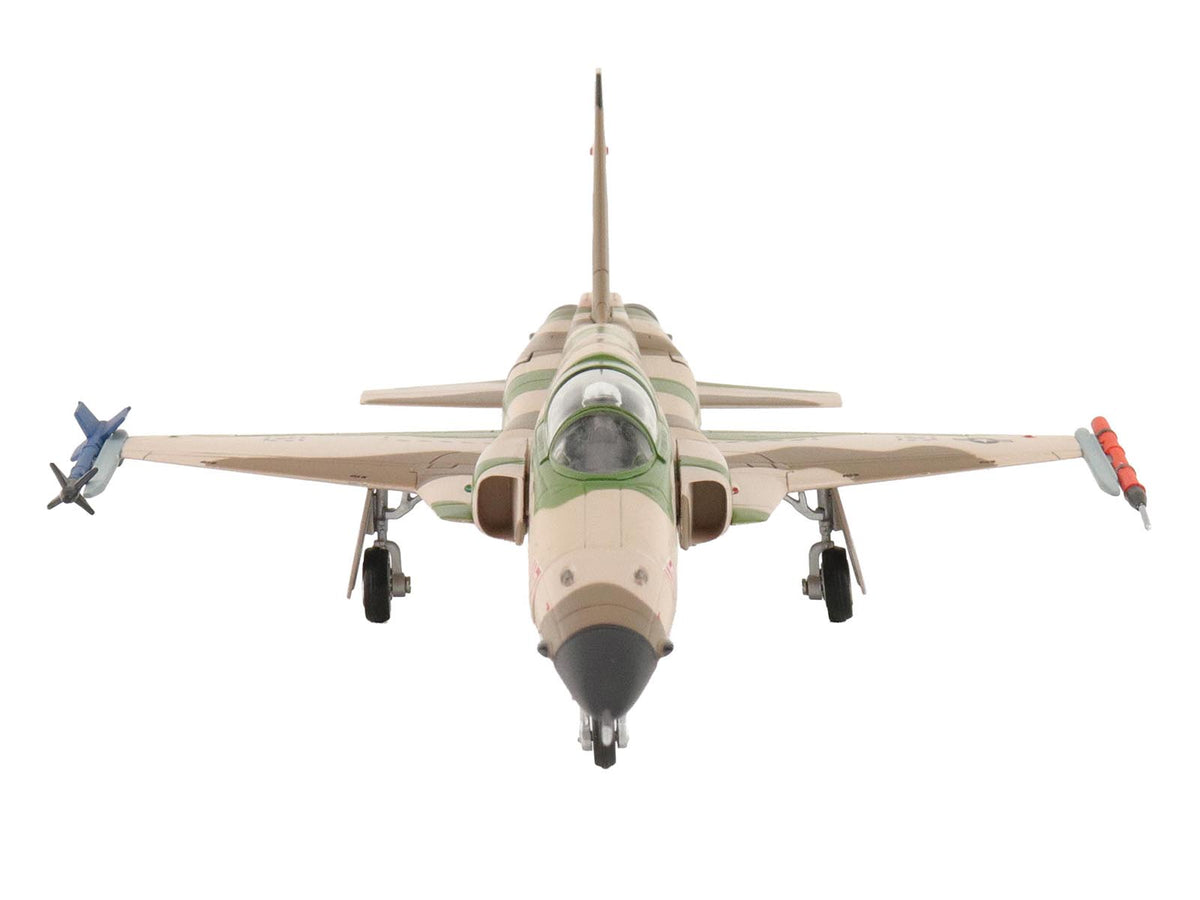 Northrop F-5N Tiger II Aircraft "Red 117 761533 Adversary Fighter VFC-111 Sundowners" United States Navy "Air Power Series" 1/72 Diecast Model
