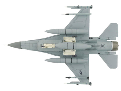 Lockheed F-16D Fighting Falcon Fighter Aircraft "85-1572 Edwards Air Force Base" (2024) United States Air Force "Air Power Series" 1/72 Diecast Model