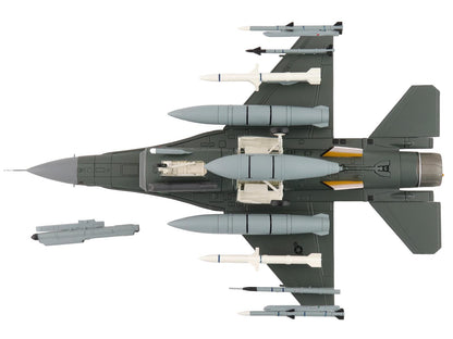 Lockheed F-16CM Fighting Falcon Fighter Aircraft "91-0379 Tiger Tiger 1 79th Fighter Squadron Shaw Air Force Base" (2023) United States Air Force "Air Power Series" 1/72 Diecast Model