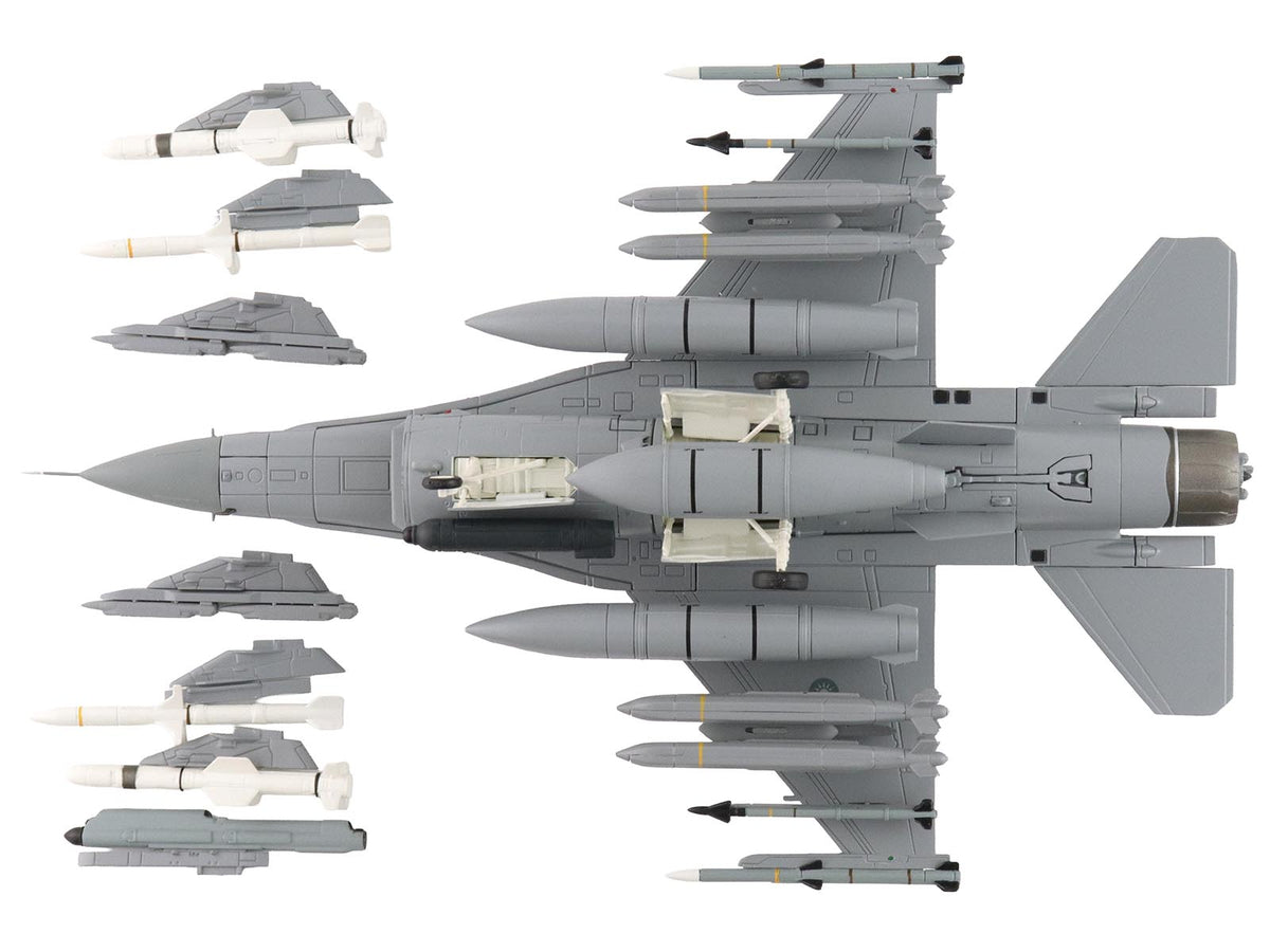 Lockheed F-16D Fighting Falcon Fighter Aircraft "6831 Block 70" (2025) Republic of China Air Force "Air Power Series" 1/72 Diecast Model