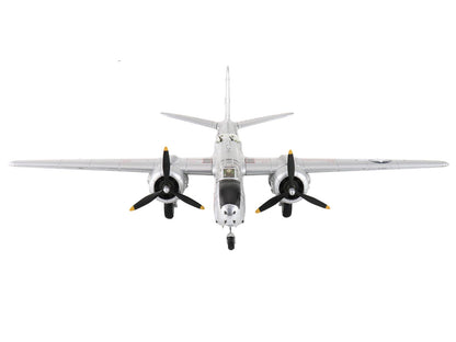 Douglas A-20G Havoc Aircraft "Little Chief 43-9521 321st BS" (1944) United States Army Air Forces "Air Power Series" 1/72 Diecast Model