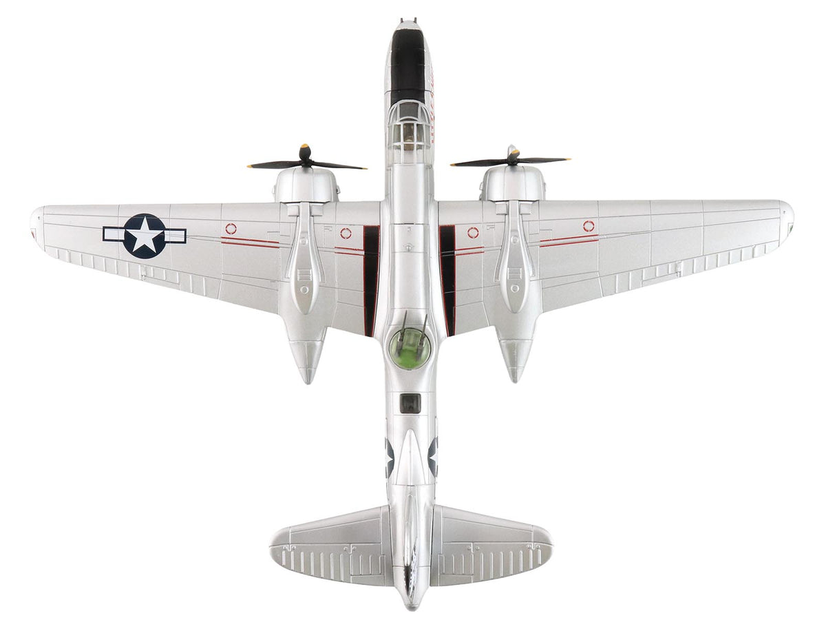 Douglas A-20G Havoc Aircraft "Little Chief 43-9521 321st BS" (1944) United States Army Air Forces "Air Power Series" 1/72 Diecast Model