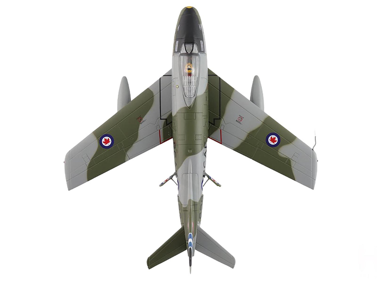 Canadair Sabre Mk.6 Fighter Aircraft "23622 430 Squadron" (1950s) Royal Canadian Air Force "Air Power Series" 1/72 Diecast Model