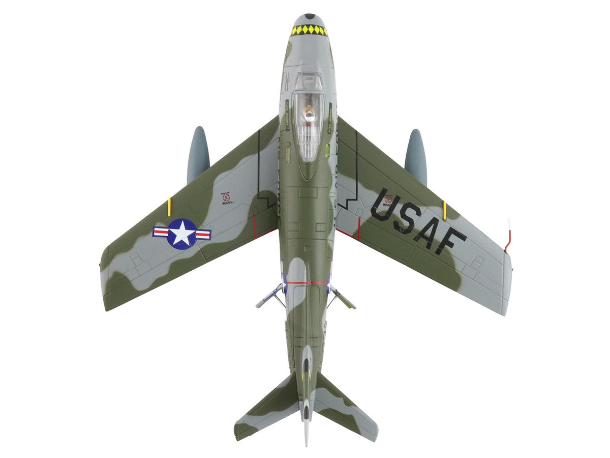 North American F-86F Sabre Fighter Aircraft "25333 461st Fighter Day Squadron West Germany" (1955) United States Air Forces in Europe "Air Power Series" 1/72 Diecast Model
