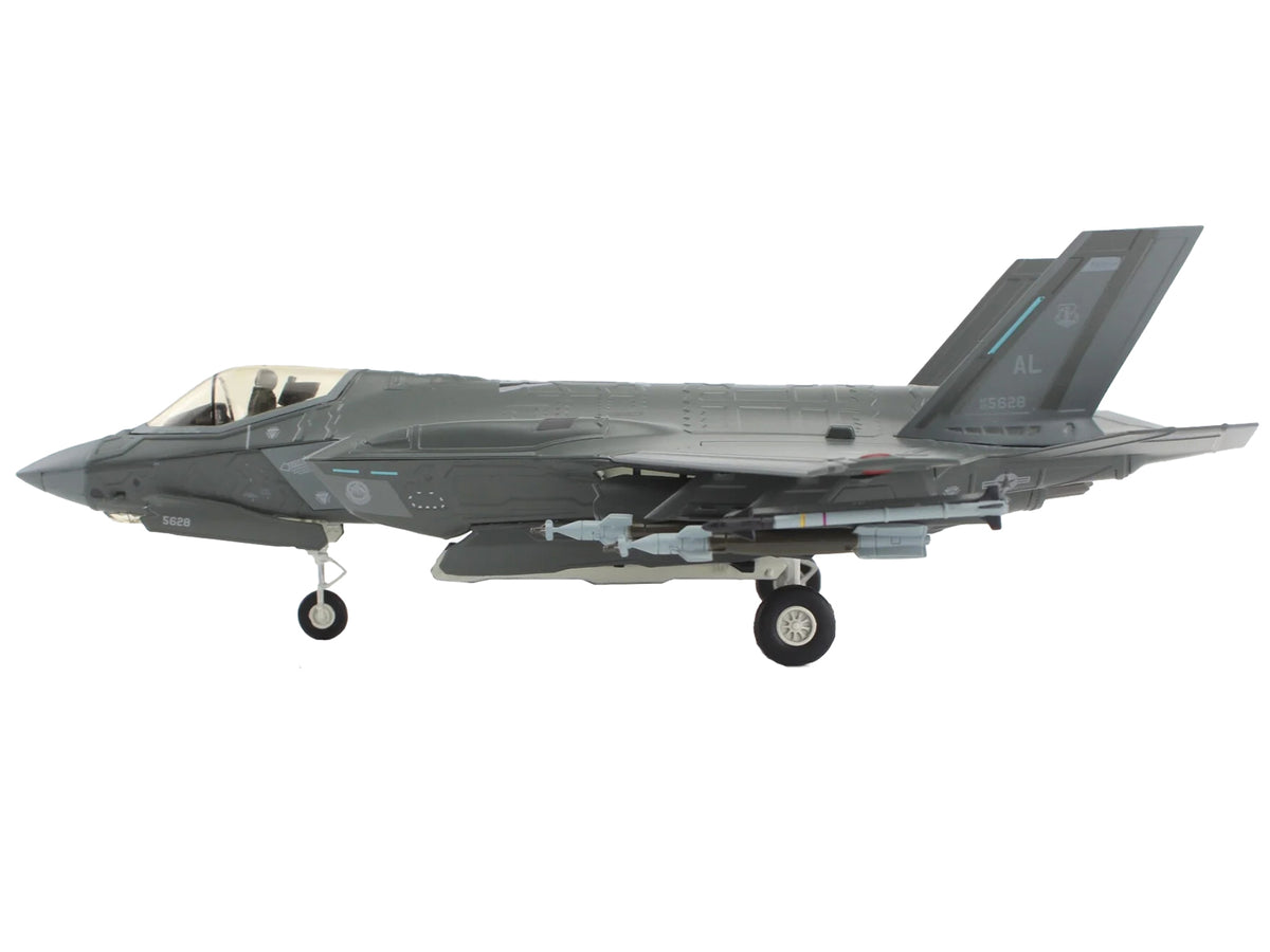 Lockheed Martin F-35A Lightning II Aircraft "100th Fighter Squadron Alabama Air National Guard" (2023) United States Air Force "Air Power Series" 1/72 Diecast Model