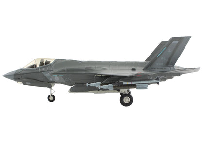 Lockheed Martin F-35A Lightning II Aircraft "100th Fighter Squadron Alabama Air National Guard" (2023) United States Air Force "Air Power Series" 1/72 Diecast Model