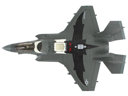 Lockheed F-35B Lightning II Aircraft (Beast Mode) "169623 VMFA-242 Bats Iwakuni Japan" (2024) United States Marine Corps "Air Power Series" 1/72 Diecast Model