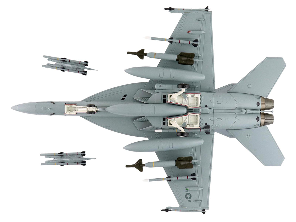 Boeing F/A-18E Super Hornet Fighter Aircraft "Dagger Team (with decals)" United States Navy "Air Power Series" 1/72 Diecast Model