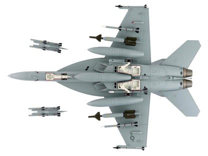 Boeing F/A-18E Super Hornet Fighter Aircraft "Dagger Team (with decals)" United States Navy "Air Power Series" 1/72 Diecast Model