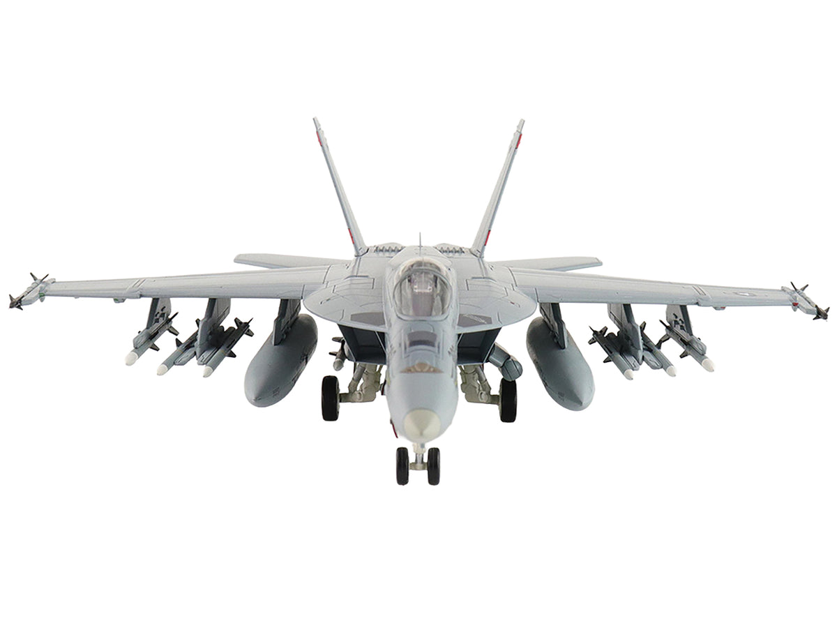 Boeing F/A-18E Super Hornet Fighter Aircraft "168910 Golden Warriors VFA-87 Operation Inherent Resolve" (2017) United States Navy "Air Power Series" 1/72 Diecast Model