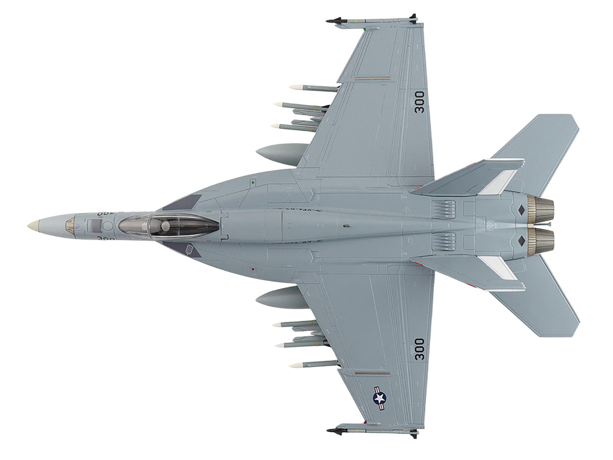 Boeing F/A-18E Super Hornet Fighter Aircraft "168910 Golden Warriors VFA-87 Operation Inherent Resolve" (2017) United States Navy "Air Power Series" 1/72 Diecast Model