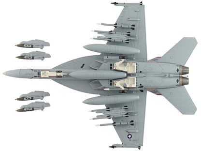 Boeing F/A-18E Super Hornet Fighter Aircraft "168910 Golden Warriors VFA-87 Operation Inherent Resolve" (2017) United States Navy "Air Power Series" 1/72 Diecast Model