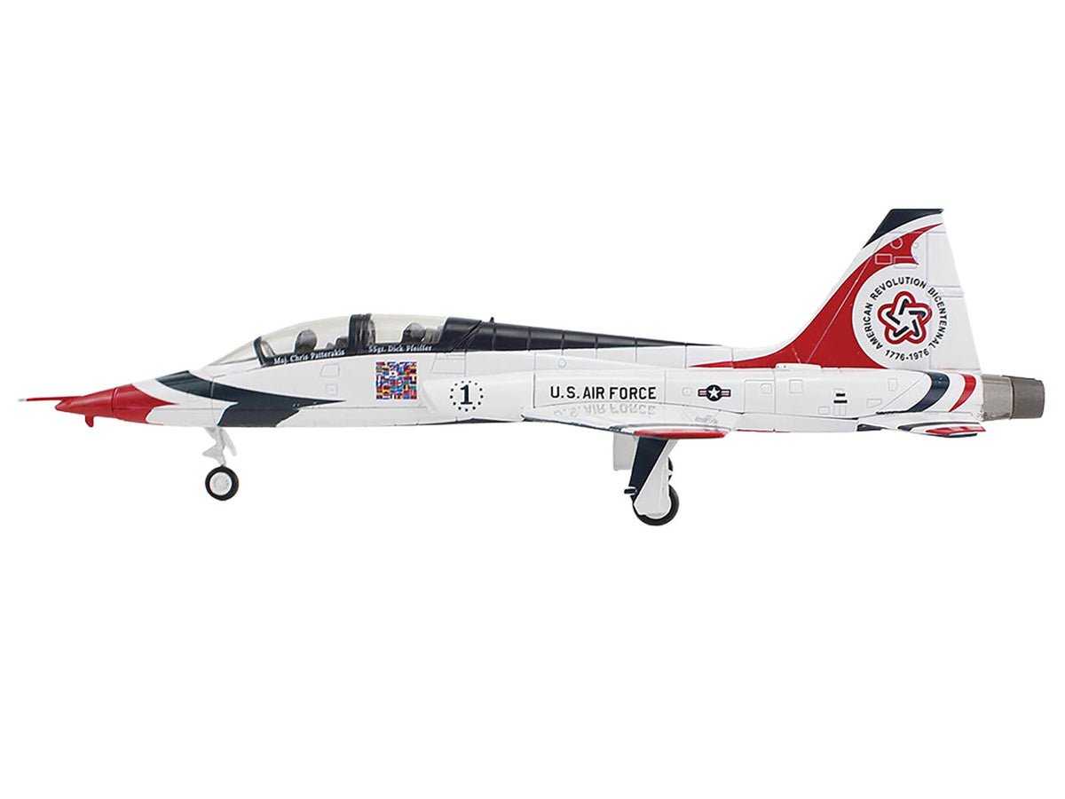 Northrop T-38 NASA Aircraft "#1 Thunderbirds Bicentennial Scheme" (1976) United States Air Force "Air Power Series" 1/72 Diecast Model
