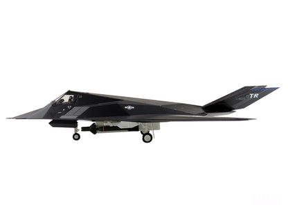 Lockheed F-117A Nighthawk Stealth Aircraft "84-0809" (2022) United States Air Force "Air Power Series" 1/72 Diecast Model