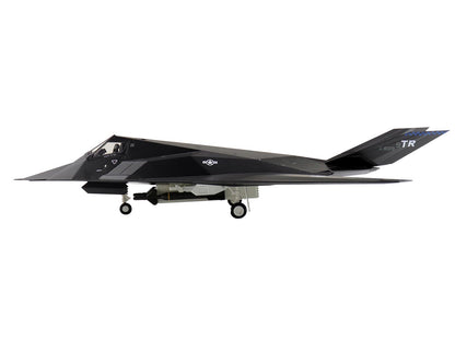 Lockheed YF-117 Nighthawk Stealth Aircraft "79-10782 410th FTS Edwards AFB" (2005) United States Air Force "Air Power Series" 1/72 Diecast Model