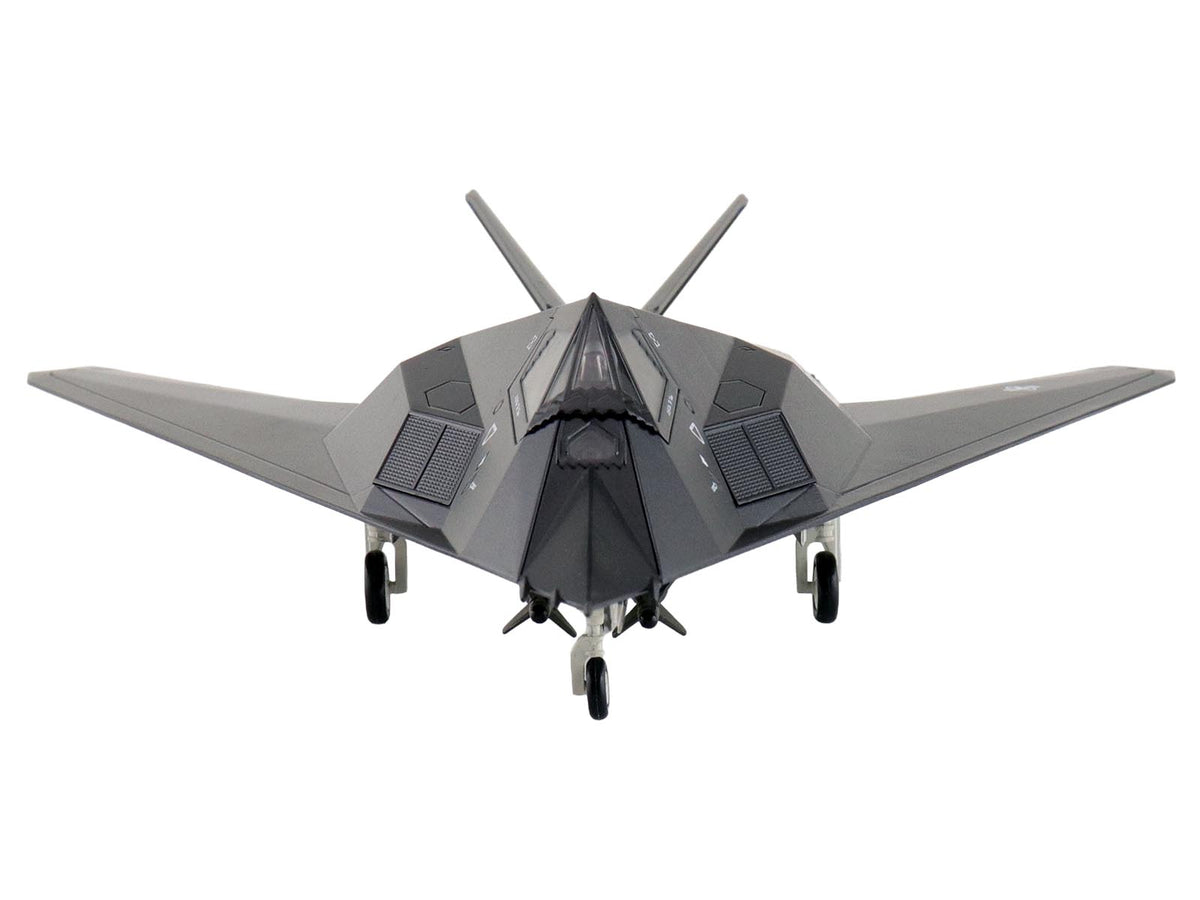 Lockheed YF-117 Nighthawk Stealth Aircraft "79-10782 410th FTS Edwards AFB" (2005) United States Air Force "Air Power Series" 1/72 Diecast Model