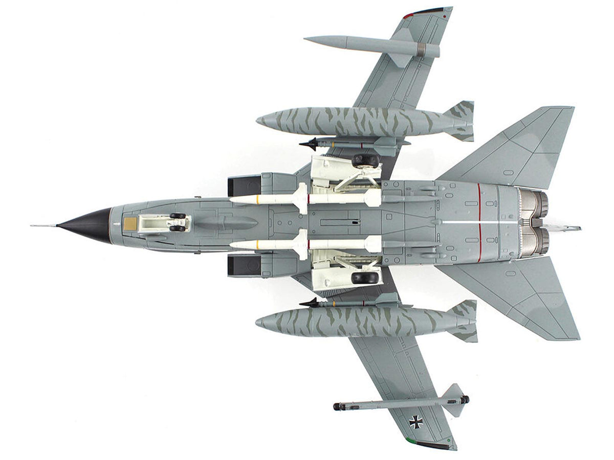 Panavia Tornado ECR Fighter-Bomber Aircraft "46+54 Tactical Air Wing 51 Schleswig-Jagel Air Base Germany" (2017) German Luftwaffe "Air Power Series" 1/72 Diecast Model