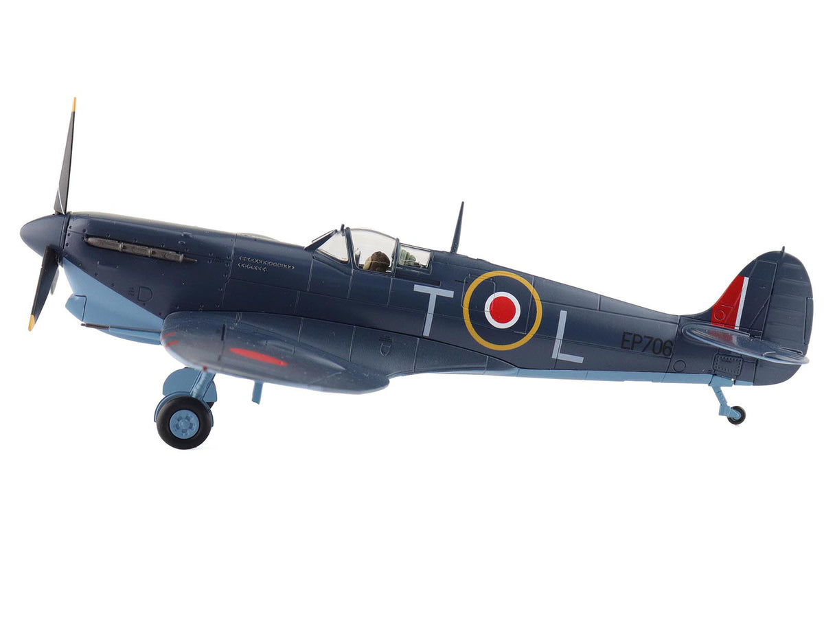 Supermarine Spitfire Mk.Vb Trop Fighter Aircraft "EP706 George Beurling No. 249 Squadron Malta" (1942) British Royal Air Force "Air Power Series" 1/48 Diecast Model