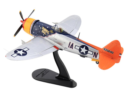 Republic P-47D Thunderbolt Aircraft "Tarheel Hal Lt. 'Ike' David 66 FS 358 FG" (1945) United States Army Air Forces "Air Power Series" 1/48 Diecast Model