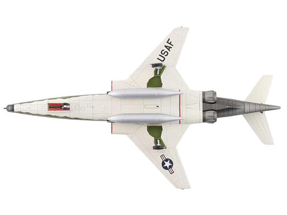 McDonnell RF-101A Voodoo Fighter Aircraft "54-1512 363rd Tactical Reconnaissance Wing Udorn Royal Thai Air Force Base" (1965) United States Air Force "Air Power Series" 1/72 Diecast Model