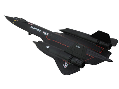 Lockheed SR-71B Blackbird Stealth Aircraft "9th Strategic Reconnaissance Wing Beale Air Base Gumby" United States Air Force 1/200 Diecast Model Airplane