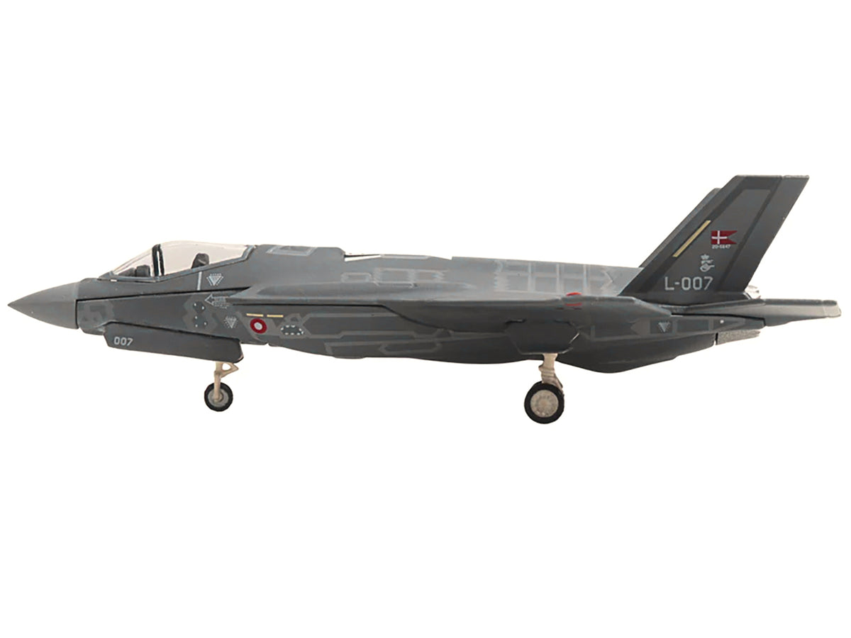 Lockheed Martin F-35A Lightning II Aircraft "Eskadrille 727 Skrydstrup Air Base" (L-007) Royal Danish Air Force 1/200 Diecast Model
