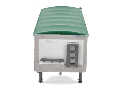 Covered Grain Trailer White with Green Tarp "Nutrena Feeds" 1/87 (HO) Plastic Model Car