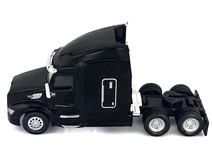 Peterbilt 579 Sleeper Cab Black 1/87 (HO) Plastic Model Car