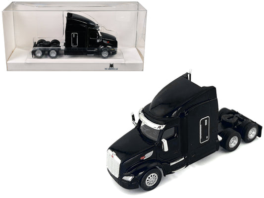 Peterbilt 579 Sleeper Cab Black 1/87 (HO) Plastic Model Car