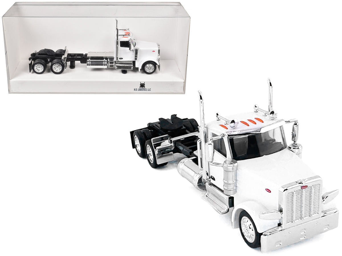 Peterbilt 589 2-Axel Day Cab White 1/87 (HO) Plastic Model Car