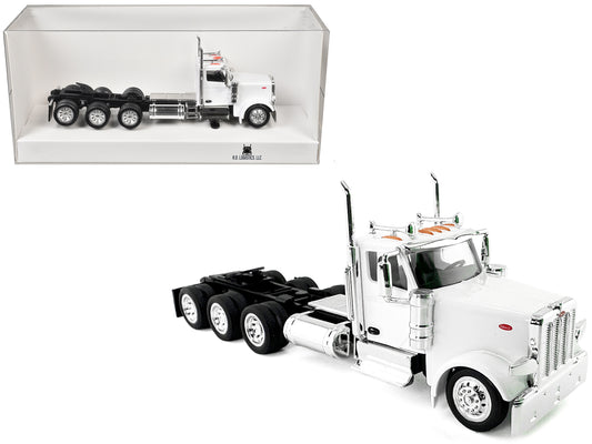 Peterbilt 589 3-Axel Day Cab White 1/87 (HO) Plastic Model Car
